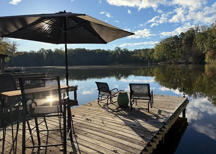 Charming Romantic Lakefront Cottage Or Guest Room Depending On Availability Near Golf