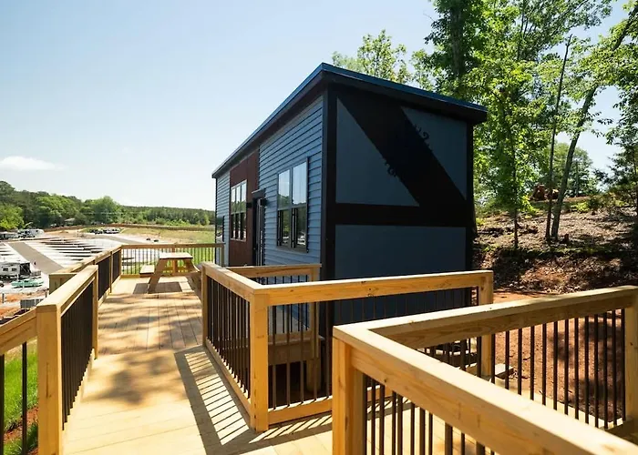 Midnight Blue - Cozy 2-Bedroom Tiny Home In Charming Anderson On Lake Hartwell