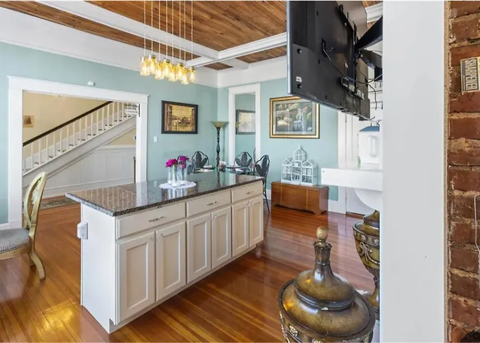 Spacious Anderson Home | King Bed & Private Yard